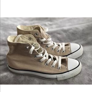 nude converse hightops